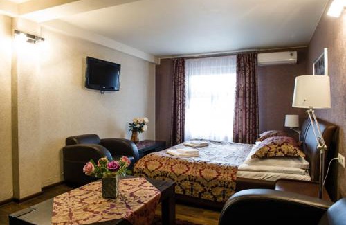 Ostrowiec Swietokrzyski Hotel | Hotel RED