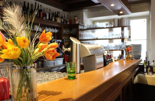 Klagenfurt am Woerthersee Hotel | Hotel Restaurant Schweizerhaus