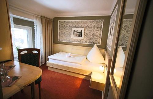 Kallinchen Hotel | Hotel-Restaurant Alter Krug Kallinchen