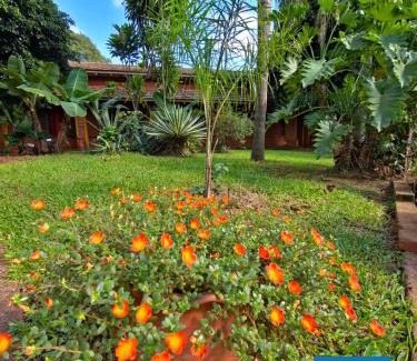 Puerto Esperanza Hotel | Hotel & Restaurant Las Brisas