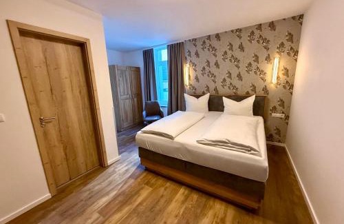 Zeltingen-Rachtig Hotel | Hotel Restaurant Unikat