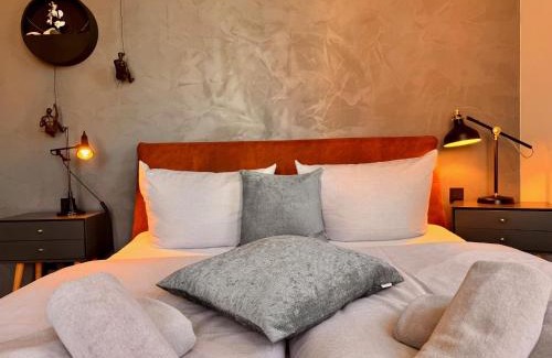 Plau am See Hotel | Hotel & Restaurant Fackelgarten Plau am See