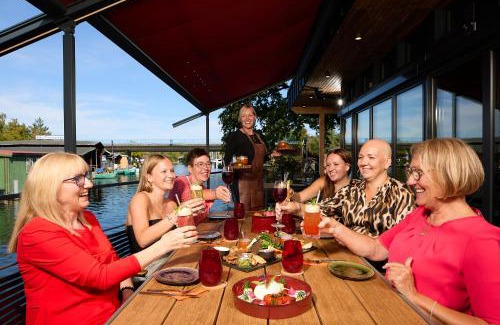 Plau am See Hotel | Hotel & Restaurant Fackelgarten Plau am See