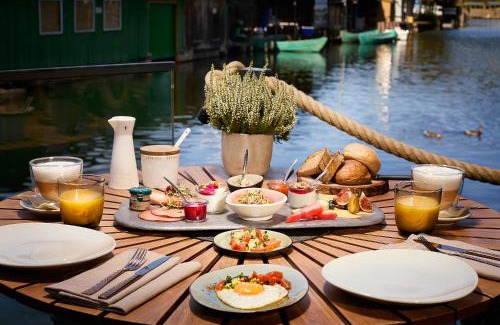 Plau am See Hotel | Hotel & Restaurant Fackelgarten Plau am See