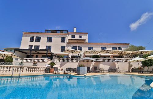 Villeneuve-Loubet Hotel | Hotel & Restaurant Perla Riviera