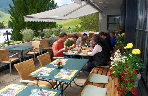 Neu St Johann Hotel | Hotel-Restaurant Sternen