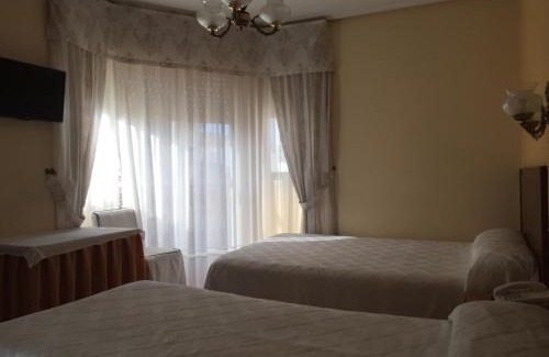 O Carballino Hotel | Hotel Restaurante Derby