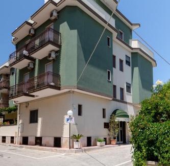 Trani Hotel | Hotel Riviera