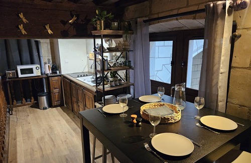 Tours City Centre Apartamento | Hotel Robin Quantin en Plein Coeur du Vieux Tours