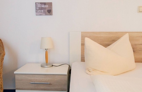 Mainz-Bingen Casa | Hotel room in Dolgesheim