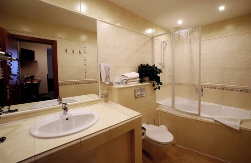 Plzen Hotel | Hotel Roudna