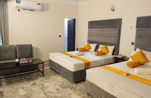 Loralai District Hotel | Hotel Royal Grand