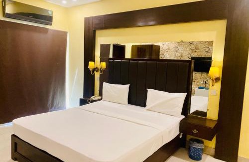 Multan Hotel | HOTEL ROYAL ONE