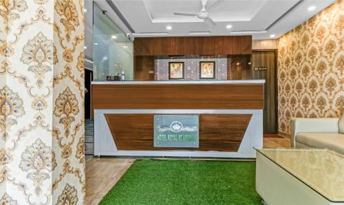 Mohali Hotel | Hotel Royal Residency Near ISBT-Max Hospital Mohali Chandigarh