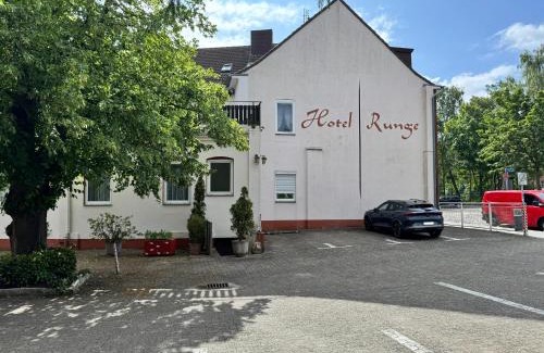 Kiel Hotel | Hotel Runge 24 7 Check In & Free Parking