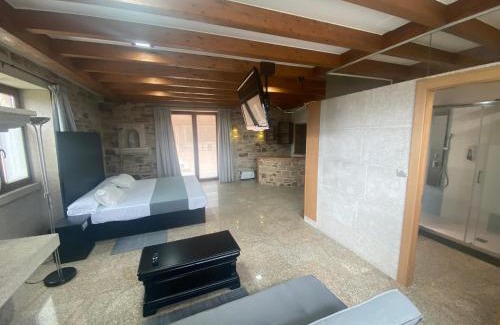 Malpica de Bergantinos Hotel | Hotel Rural Finca Aldeola