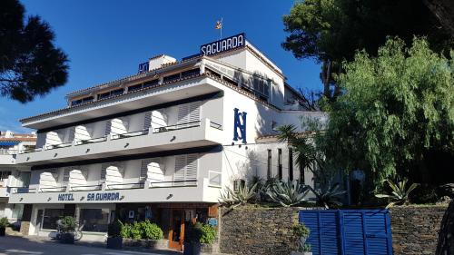 Cadaques Hotel | Hotel S´Aguarda