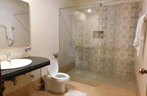 Multan Hotel | Hotel S. R. Lounge