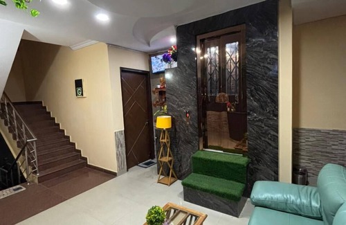 Sector 15 Hotel | Hotel Saina Stay Inn