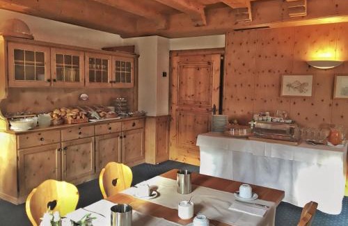 Celerina-Schlarigna Hotel | Hotel Saluver