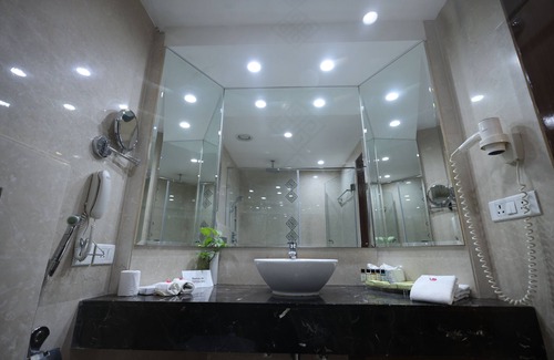 Chanakyapuri Hotel | Hotel Samrat