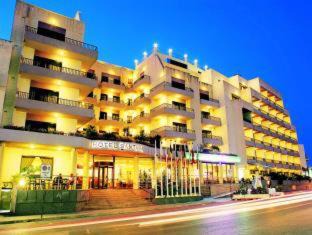Qawra Hotel | Hotel Santana