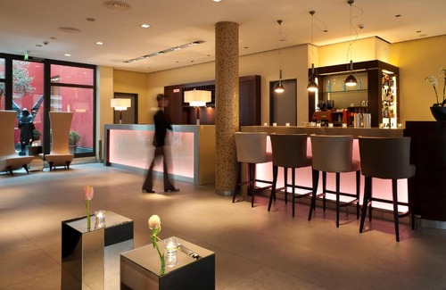 Altstadt-Nord Hotel | Hotel Santo