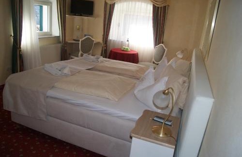 Hermagor-Pressegger See Hotel | Hotel Schloss Lerchenhof