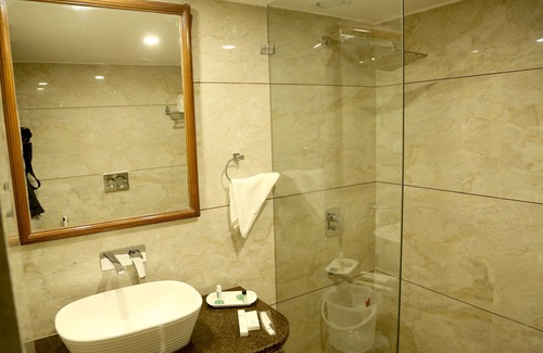Zirakpur Hotel | Hotel Shagun