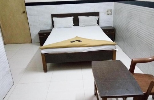 Panvel Cabina | Hotel Shahara Lodge