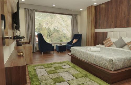 Dharamshala Hotel | Hotel Shivaay Morex