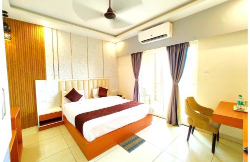 Cuttack Hotel | Hotel Shree Gajanana Puri Near Sea Beach -Hotel-at-Prime-Location Spacious-Room - Restaurant & Lift Facilities