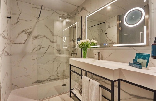 Camins al Grau Hotel | Hotel Silken Puerta de Valencia