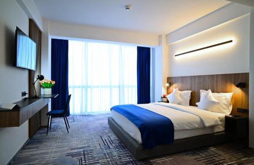 Sector 1 Hotel | Hotel Sir Royal