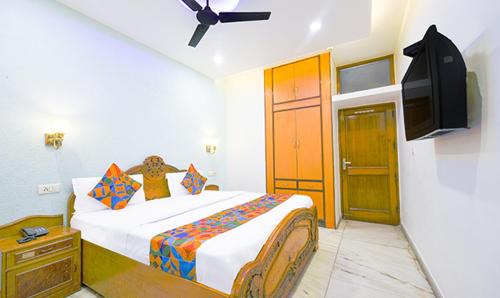 Chandigarh Hotel | Hotel Sky lark New