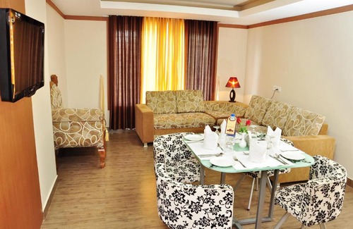 Kannur Hotel | Hotel Sky Pearl