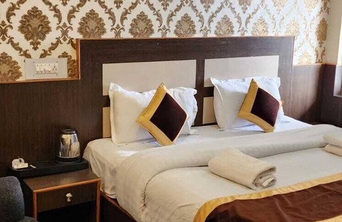 Dharamshala Hotel | Hotel Sky pie