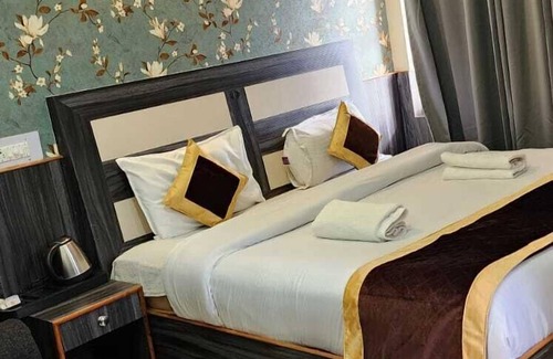 Dharamshala Hotel | Hotel Sky pie