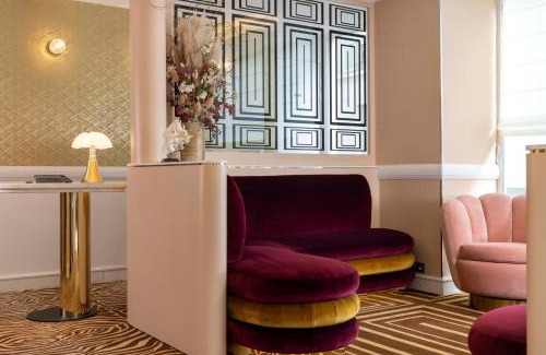 Quinze-Vingts Hotel | Hotel Sleeping Belle - Gare de Lyon Bastille