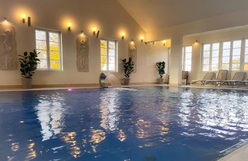 Sobienie Jeziory Complejo | Hotel Sobienie Królewskie