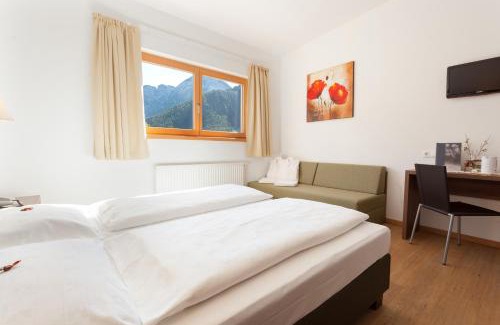 Valle San Silvestro Hotel | Hotel Sole - Sonne