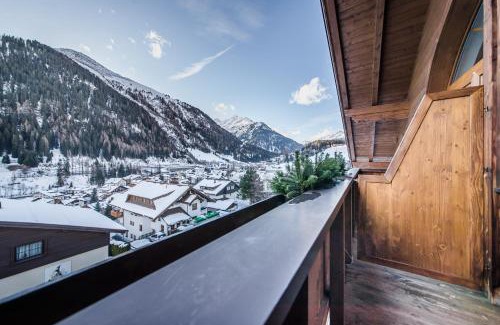 Sankt Anton am Arlberg Hotel | Hotel Sonnenheim