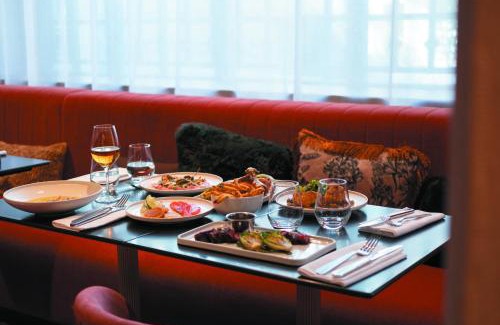 Lille Centre Ville Hotel | Hotel & Spa Oceania Lille Les Augustins