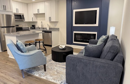 Gulfport Casa | Hotel Style House in Gulfport