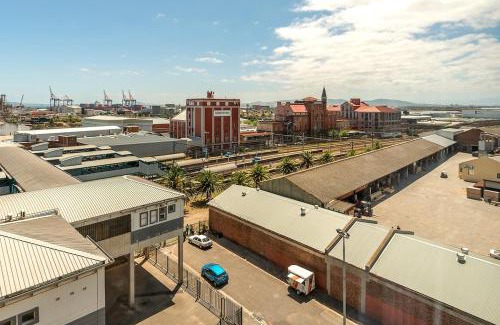 Cape Town City Centre Apartamento | Hotel Style Living in Woodstock with Pool Gym