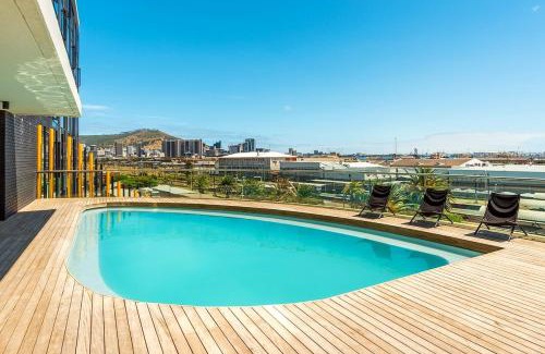 Cape Town City Centre Apartamento | Hotel Style Living in Woodstock with Pool Gym