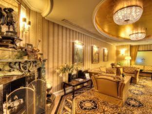 Innere Altstadt Hotel | Hotel Suitess