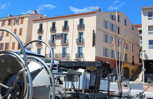 Port-Vendres Hotel | Hotel Sur Le Quai
