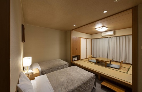 Sagae Casa | Hotel Symphony Annex
