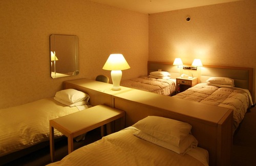 Shinano Complejo | Hotel Tangram